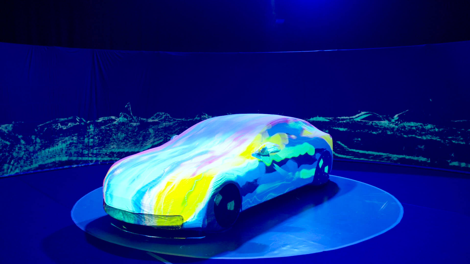 tesla model s projeciton mapping 360 car auto automotive animation motion design
